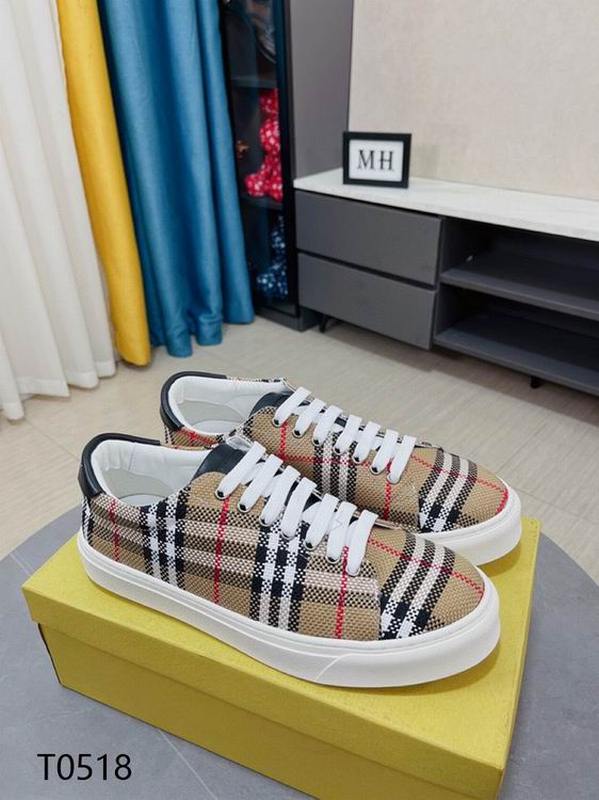 Burberry Men's Shoes 600